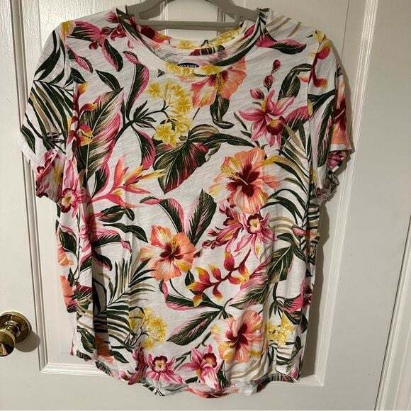 Old Navy Tops - Old Navy Women’s Large Floral Hawaiian T-Shirt